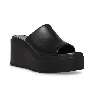 Madden Girl Wiindy Black Platform Shoes Women NIB Wedge Sandal